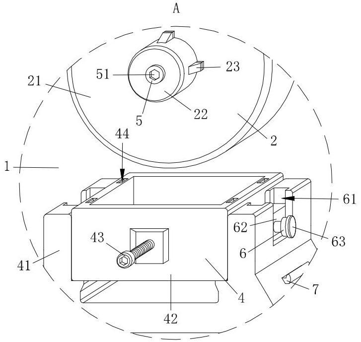 A grinder equipment for convenient replacement of grinding tools