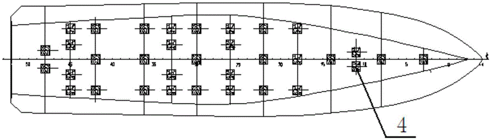 A kind of water surface ship pier method with flexible material laid on the outer surface