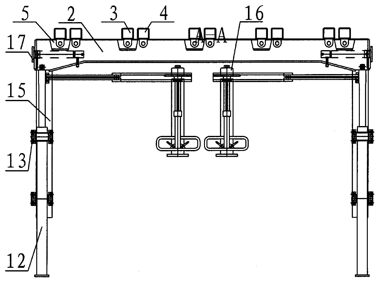 Tunnel excavation staggered type supporting device