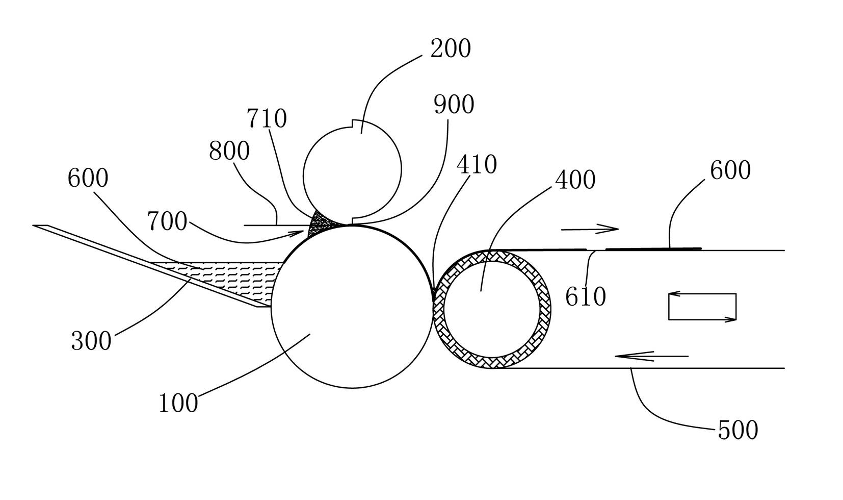 Interval type coating machine head