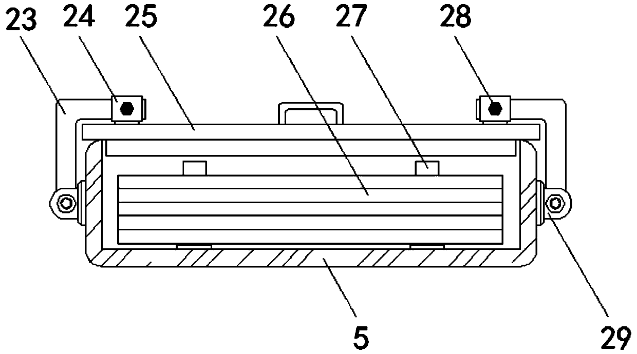 Leg training device for athletes in track and field