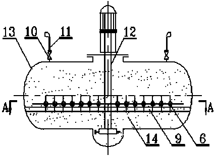 Method and device for smelting molten salt during aluminum oxide production