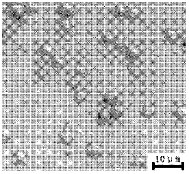 Method for preparing carbon nano tube reinforced epoxy resin self repairing microcapsule