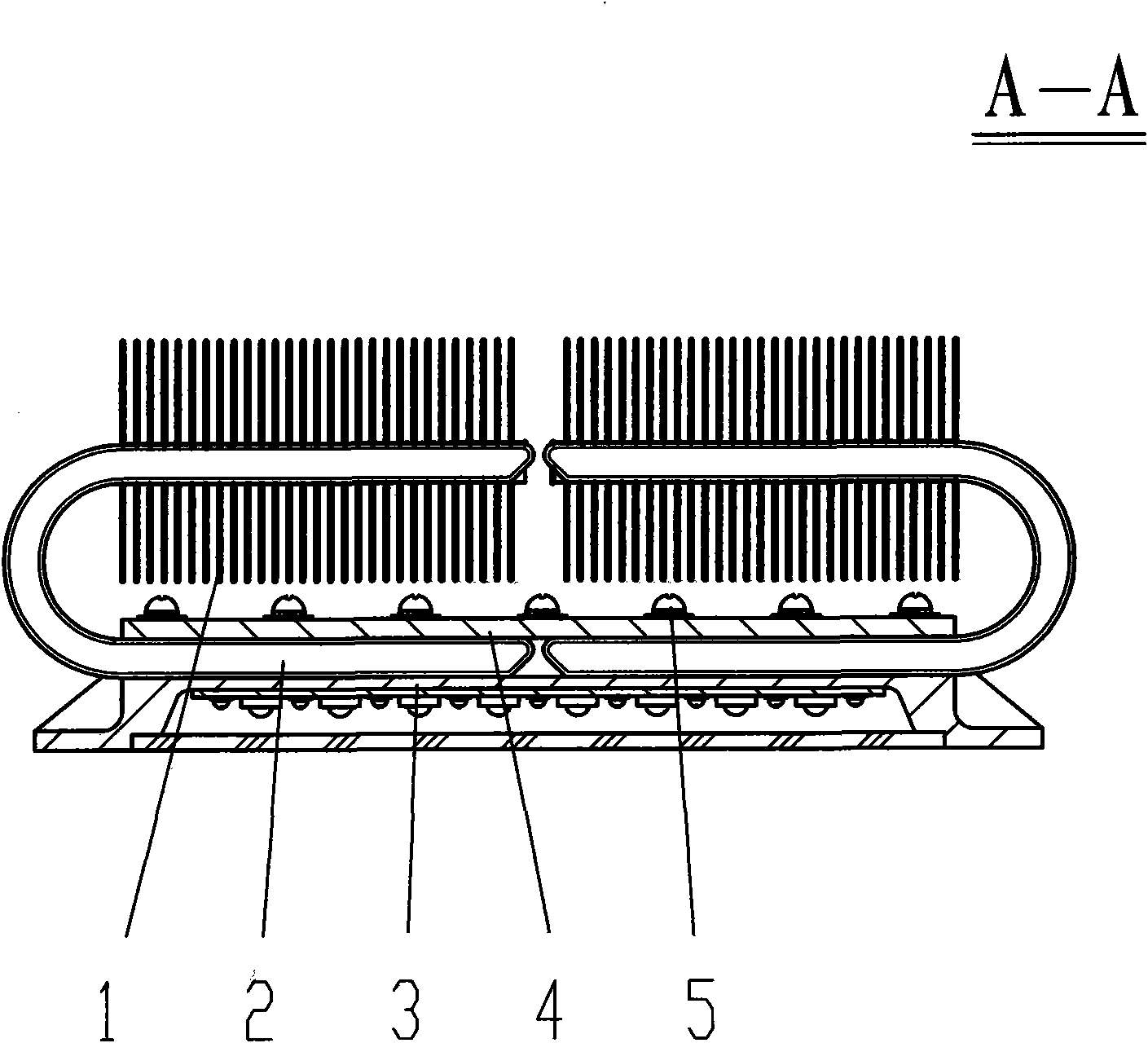 High-power LED (light emitting diode) field lamp heat dissipation device of heat pipe heat conduction type