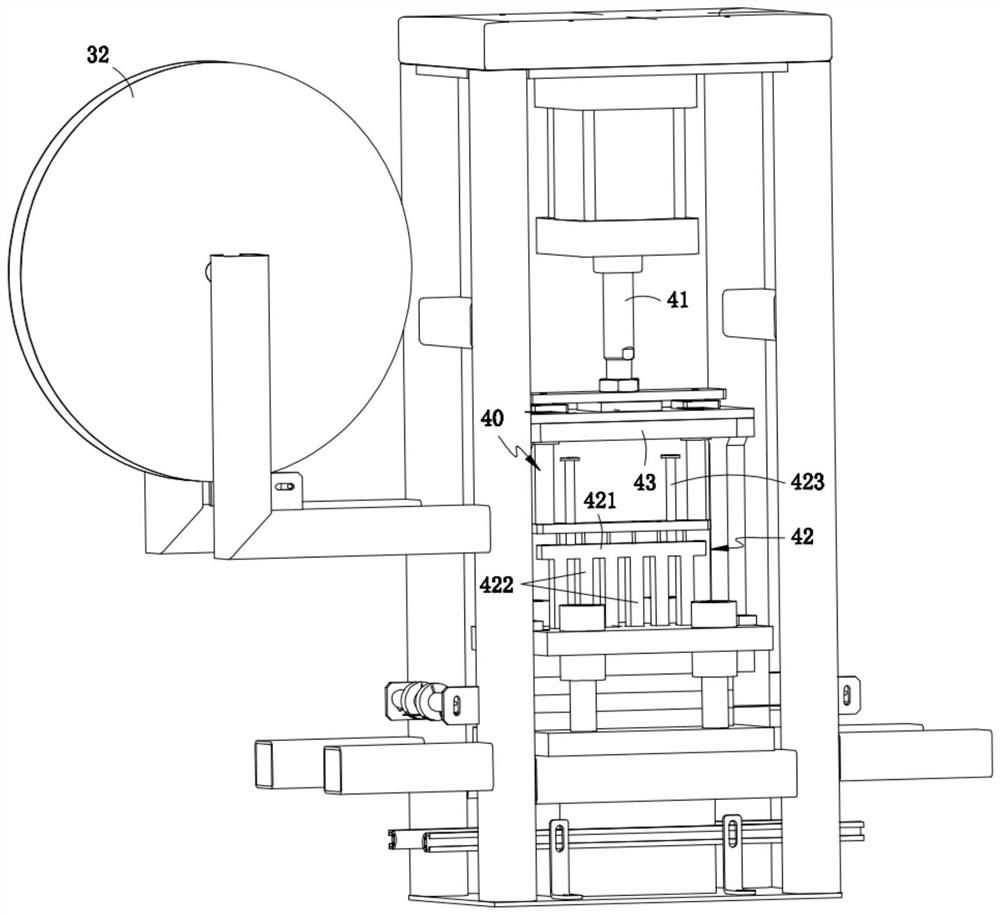 Full-automatic storage battery protective screen plate continuous installation and short circuit detection system