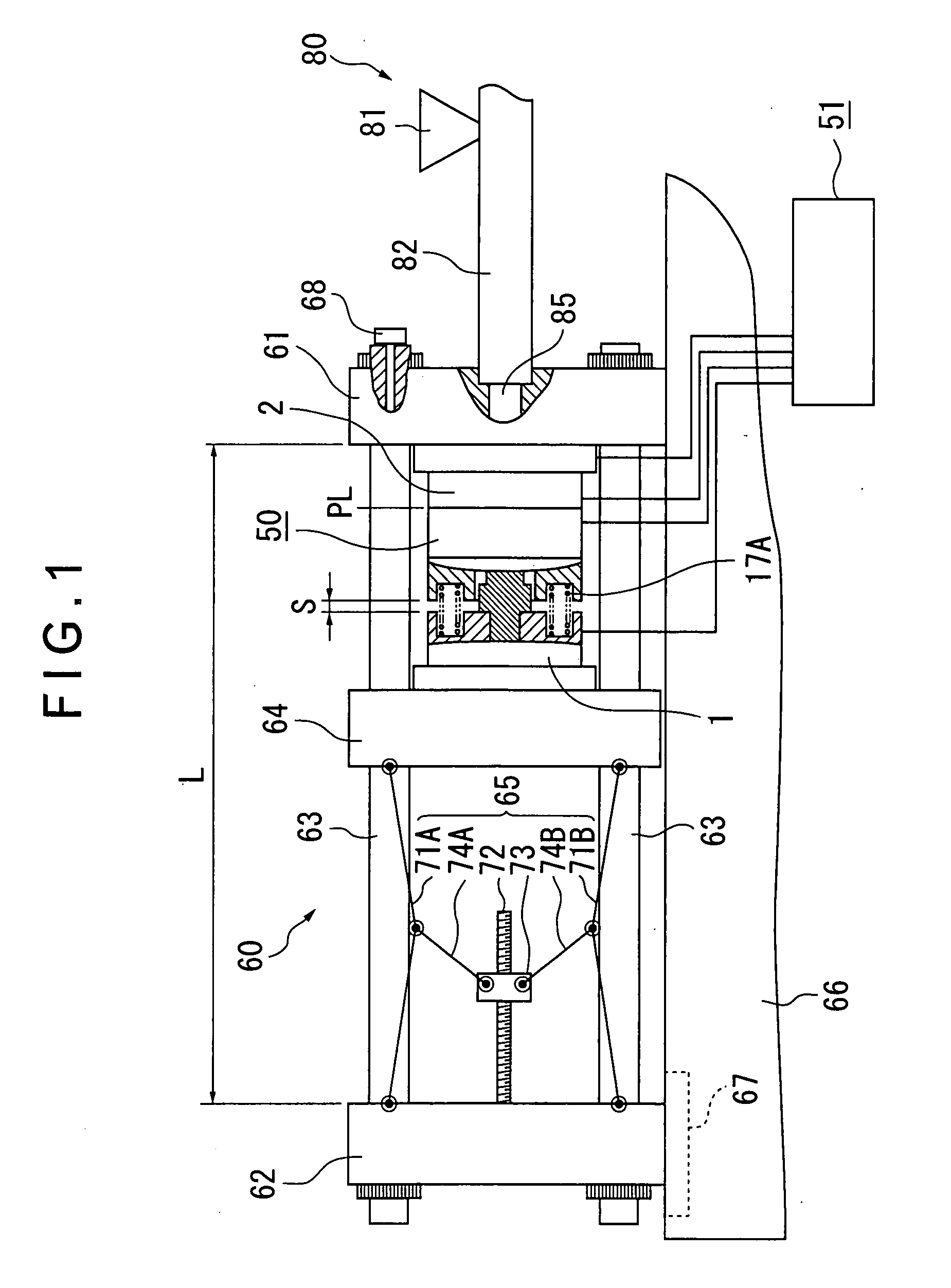 Injection compression molding method and injection compression machine of lens