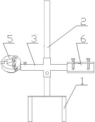 Welding workpiece clamping device with multi-angle adjusting function