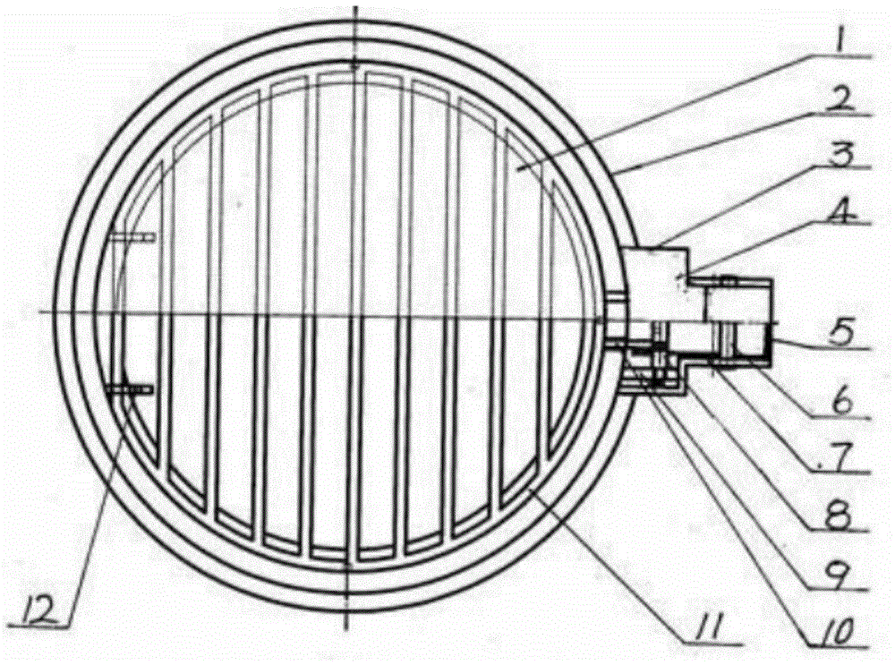 Multifunctional automatic closing manhole cover