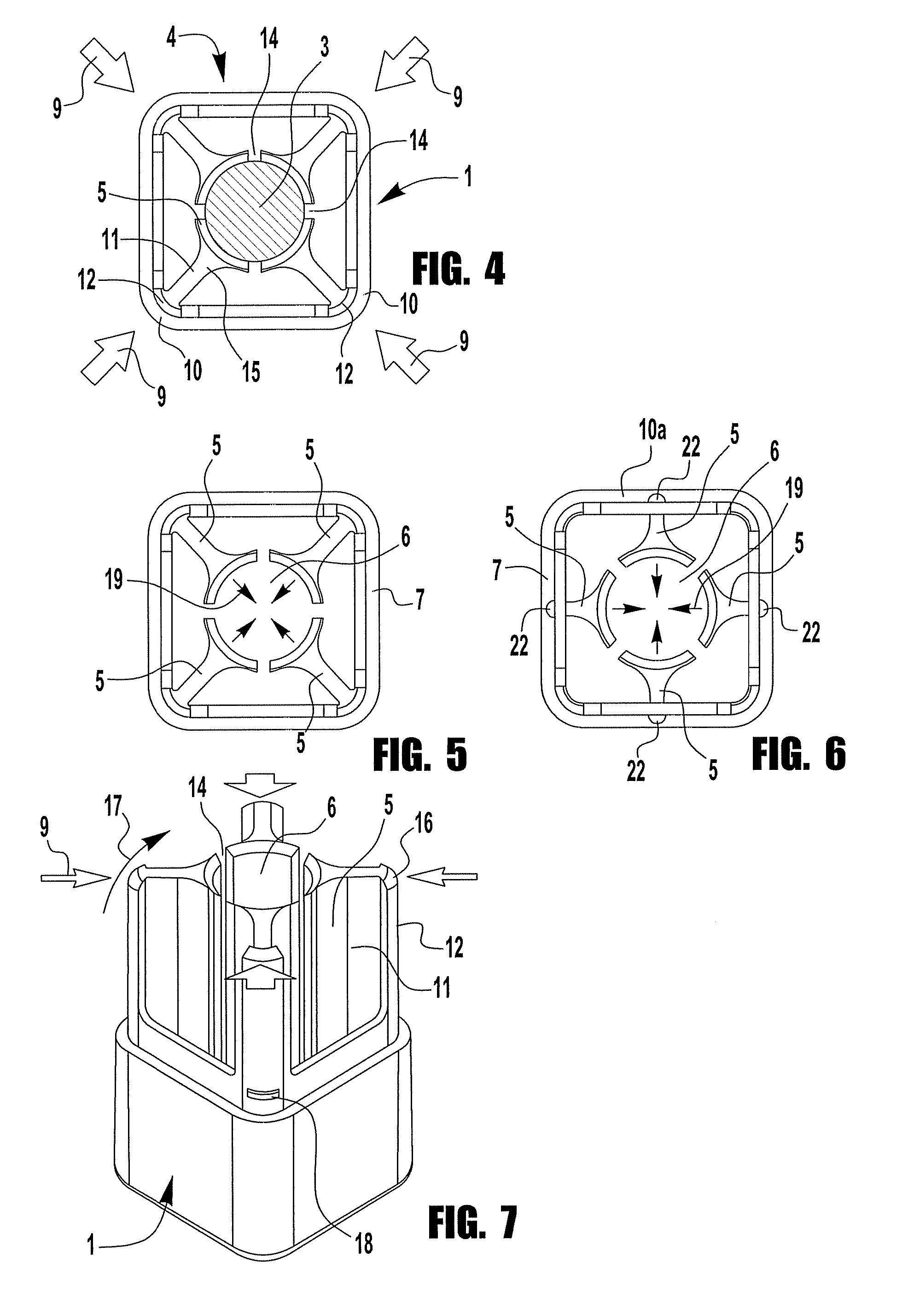 Packaging container with clamping base