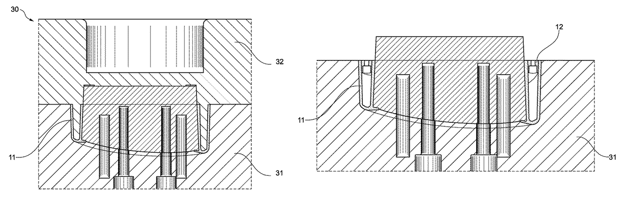 Method for producing a filled hollow structure