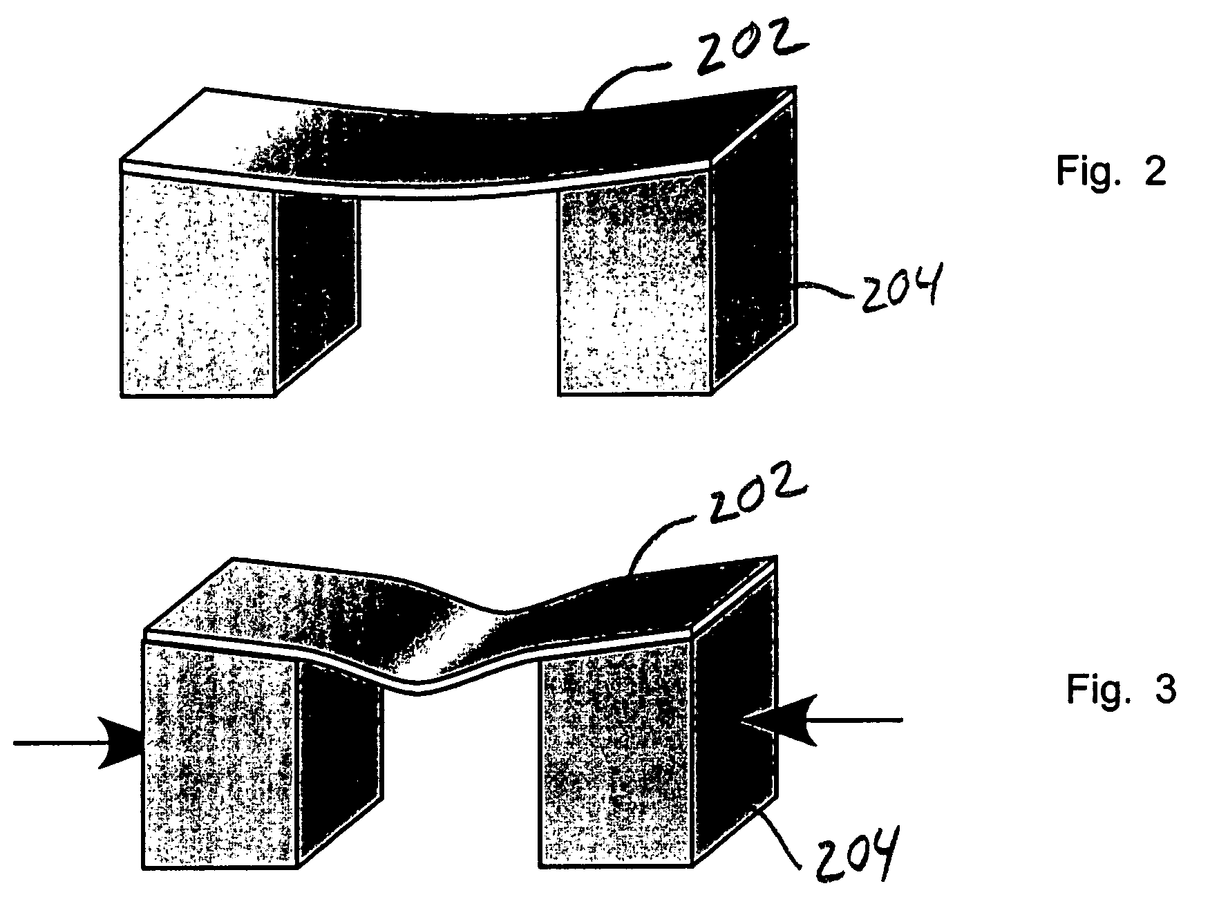 Colorless tunable dispersion compensator employing a planar lightwave circuit and a deformable mirror