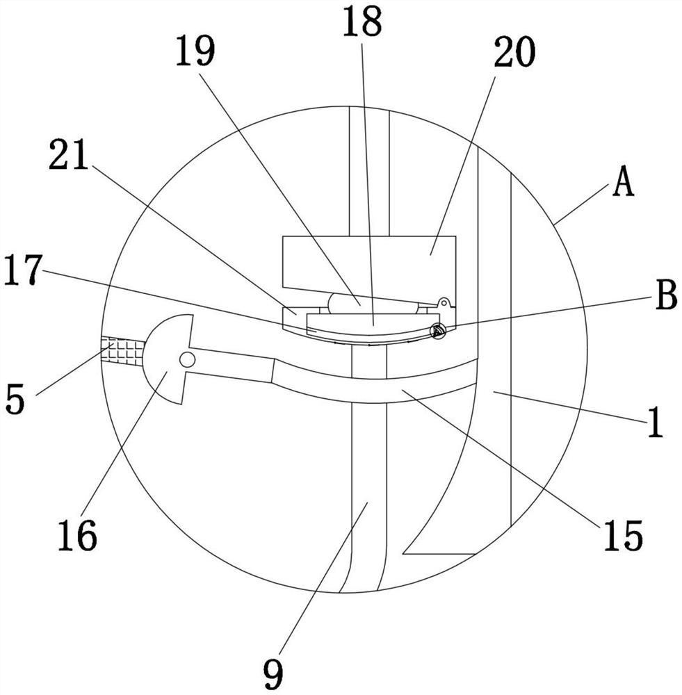 Automatic material selecting device for ceramic preparation