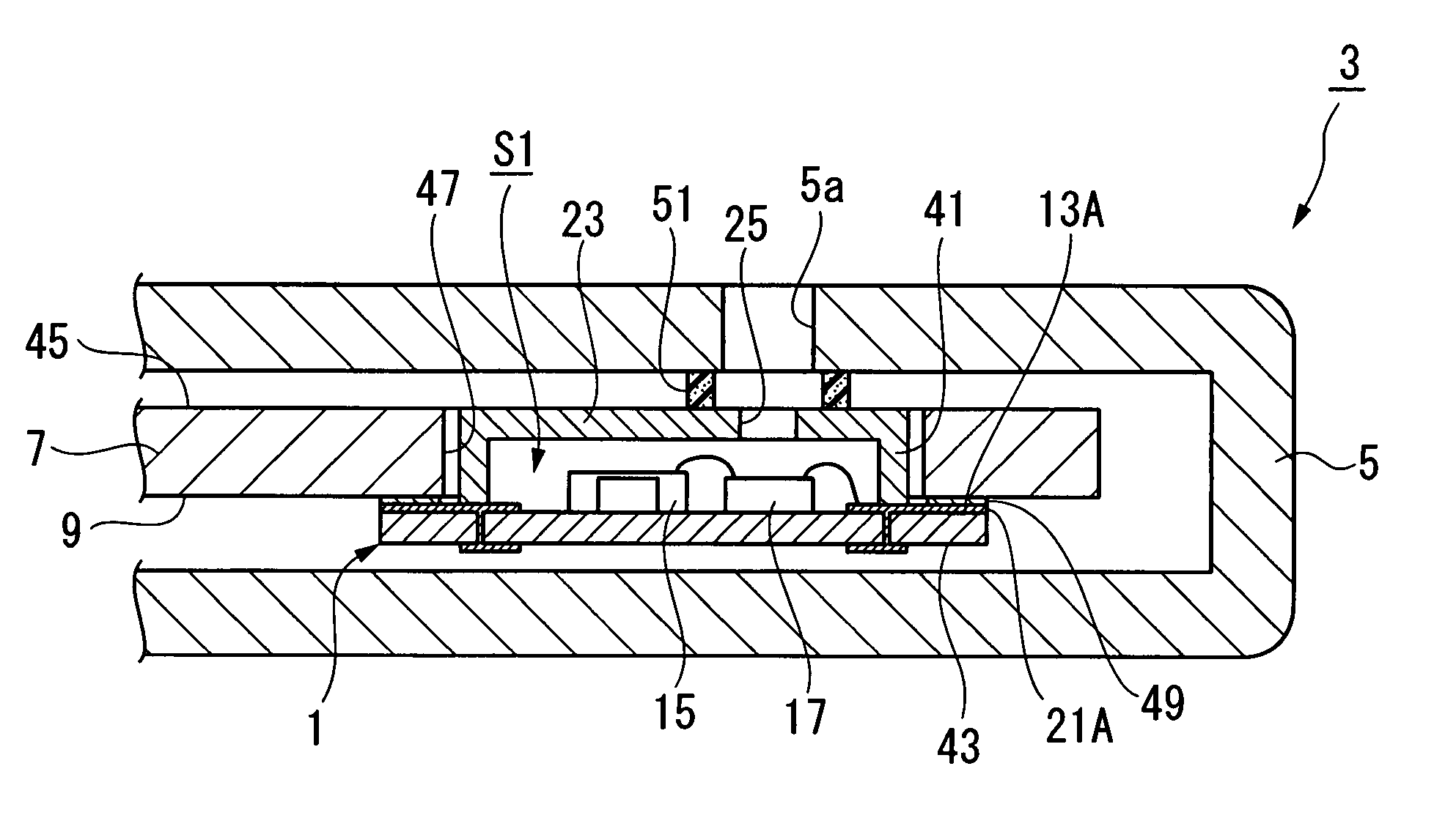 Microphone module and mounting structure adapted to portable electronic device