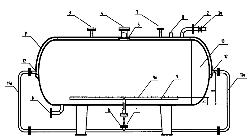 Fire-extinguishing device capable of continuously generating carbon dioxide