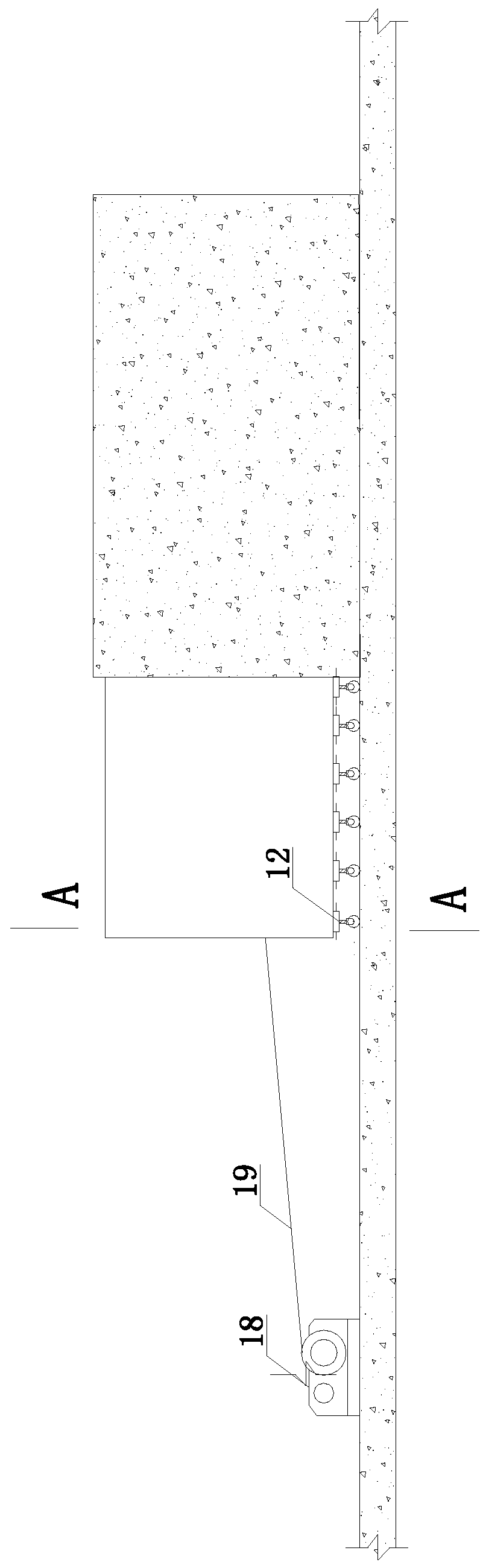 A box culvert sliding form construction device and method