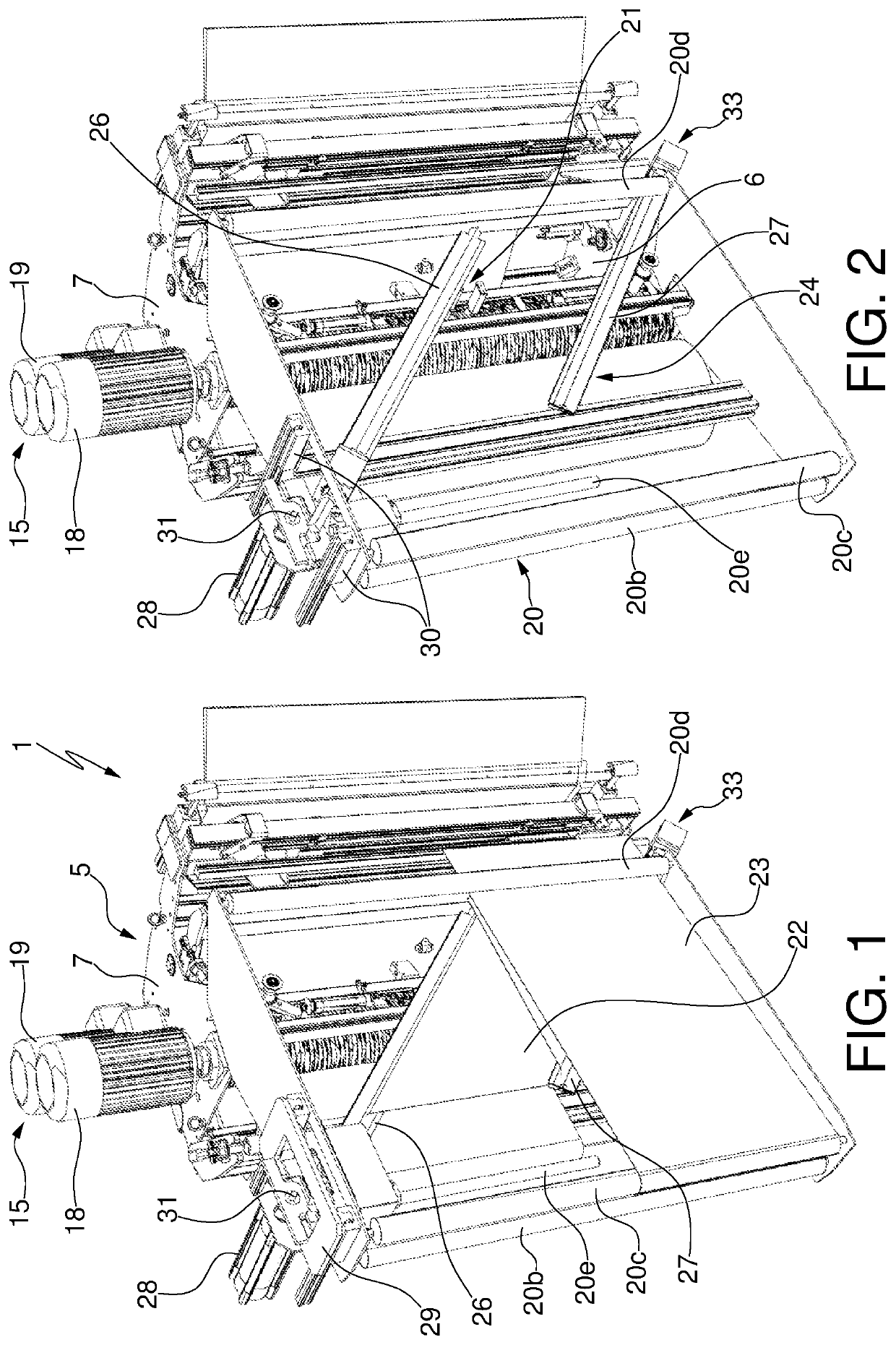 Wrapping head for wrapping loads, particularly palletized loads, and method of operation thereof