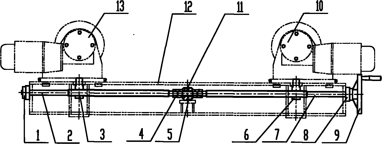 Adjustment device of adjustable roller frame