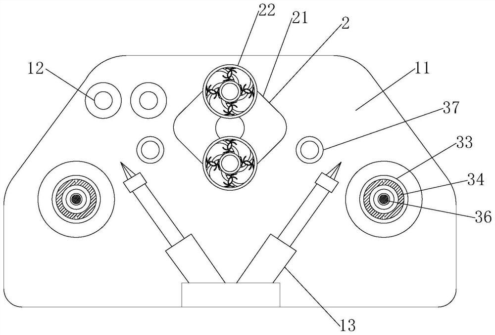 Roll changing and material receiving mechanism of film blowing machine