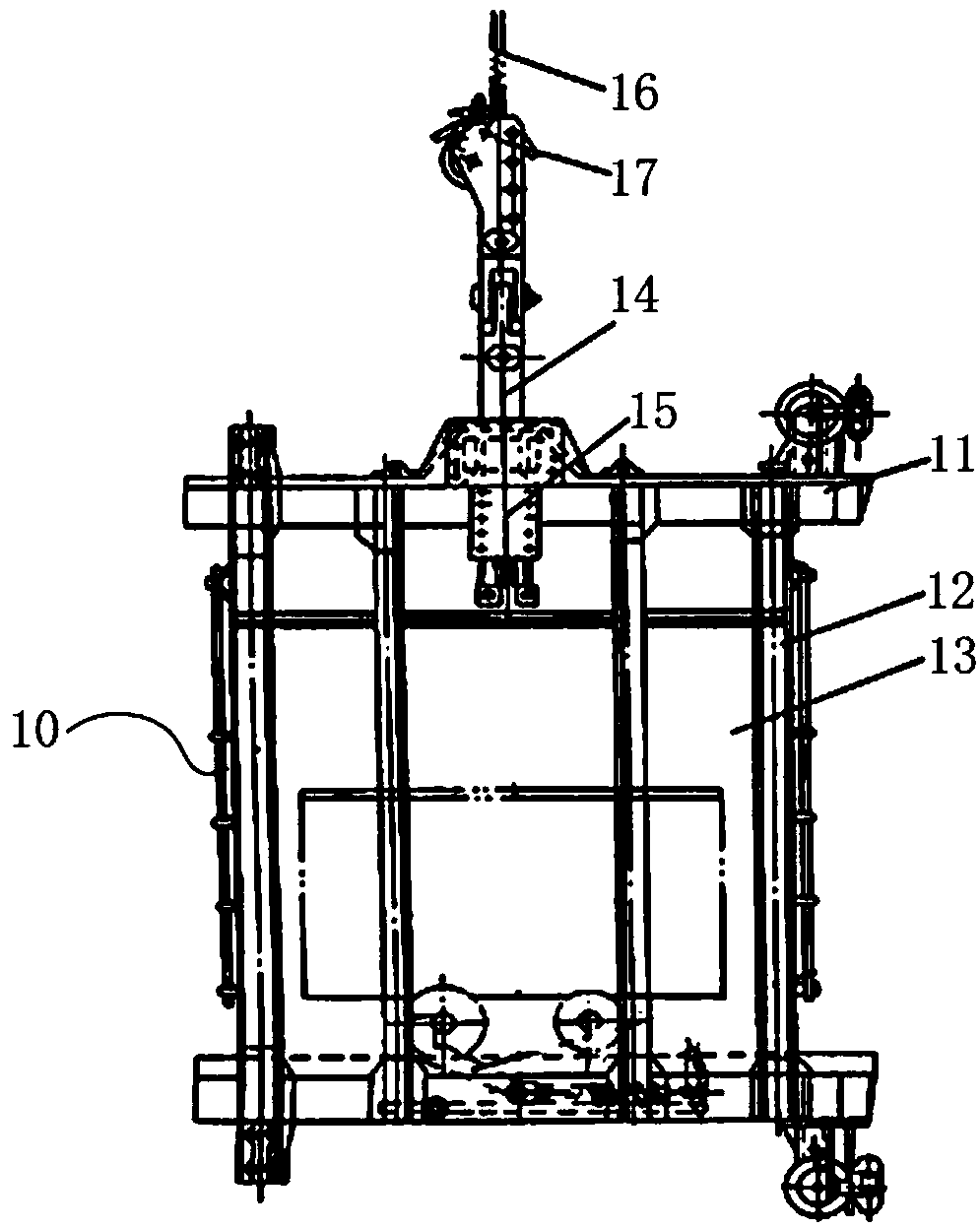 Mine transportation equipment provided with safety slow speed device and safe operation method thereof