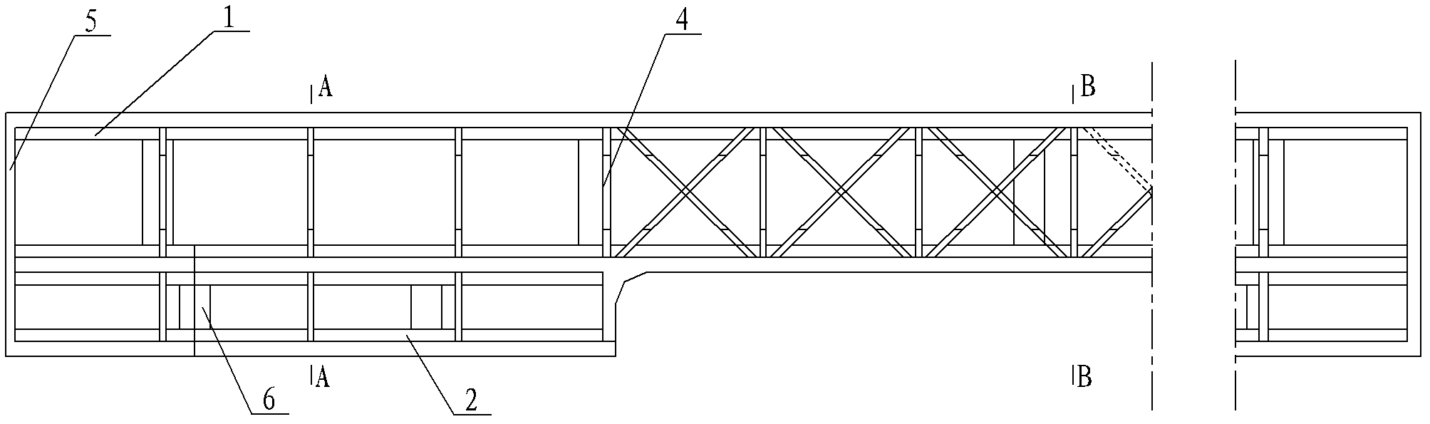 Longitudinal beam of combined wood-plastic pallet