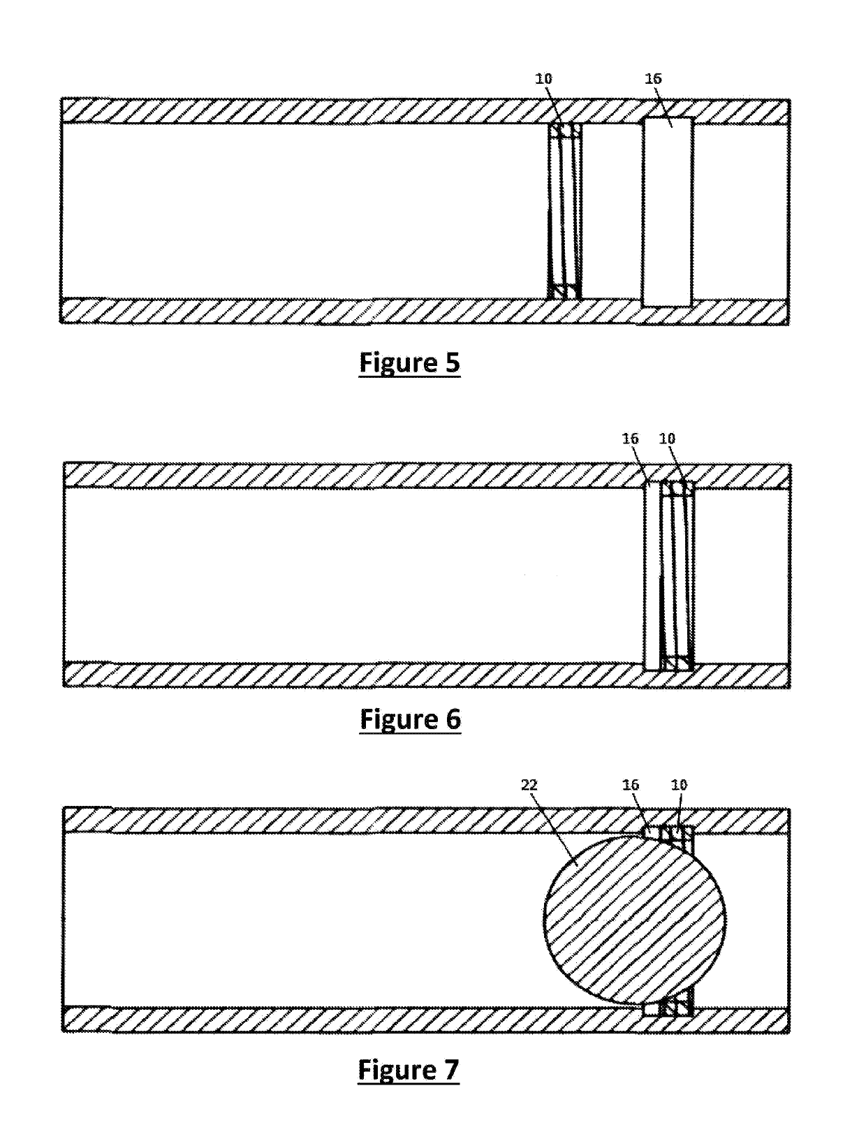 Running tool for recess mounted adaptive seat support for an isolating object for borehole treatment