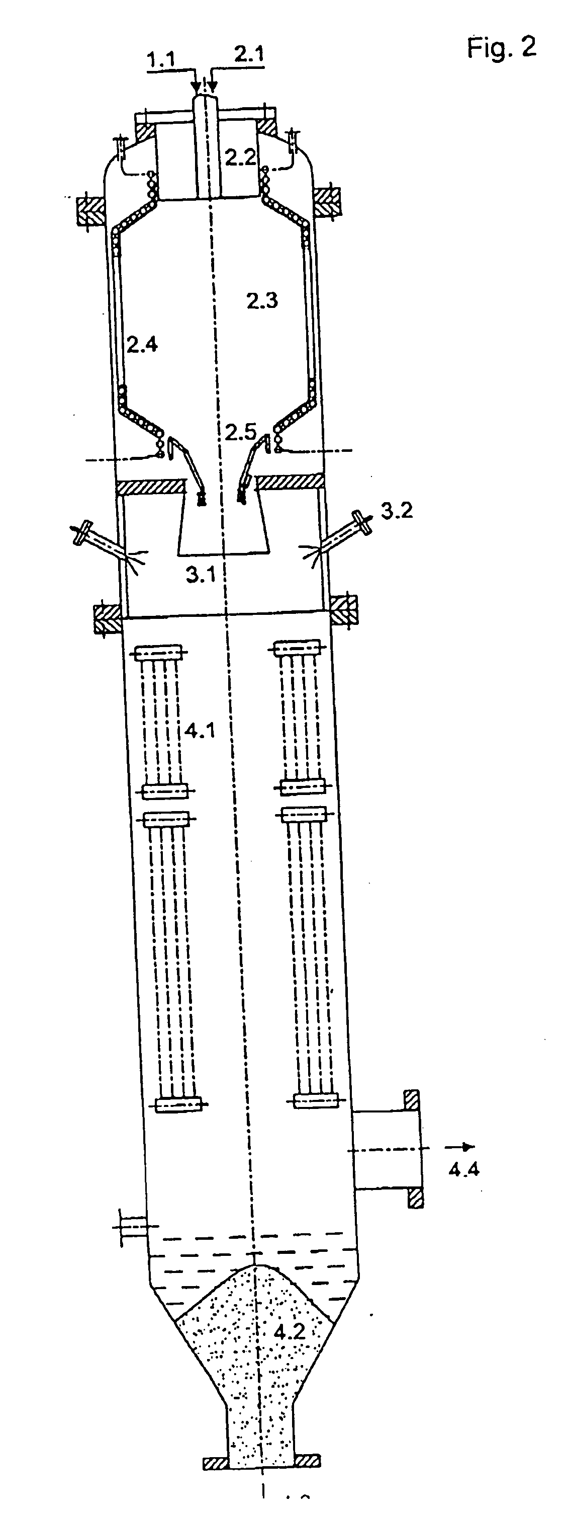 Method and device for producing synthesis by partial oxidation of slurries made from fuels containing ash with partial quenching and waste heat recovery