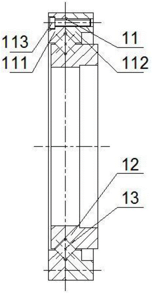 Crossed roller bearing with roller path with convexity and manufacturing method thereof