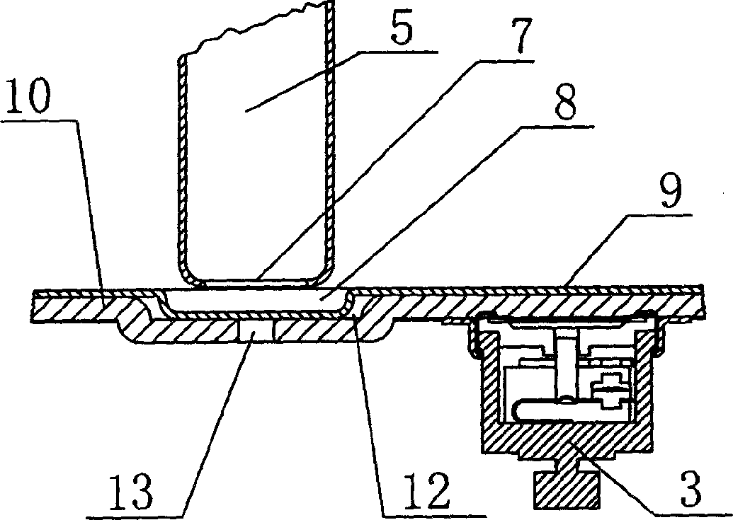 Electric kettle for boiling beverage