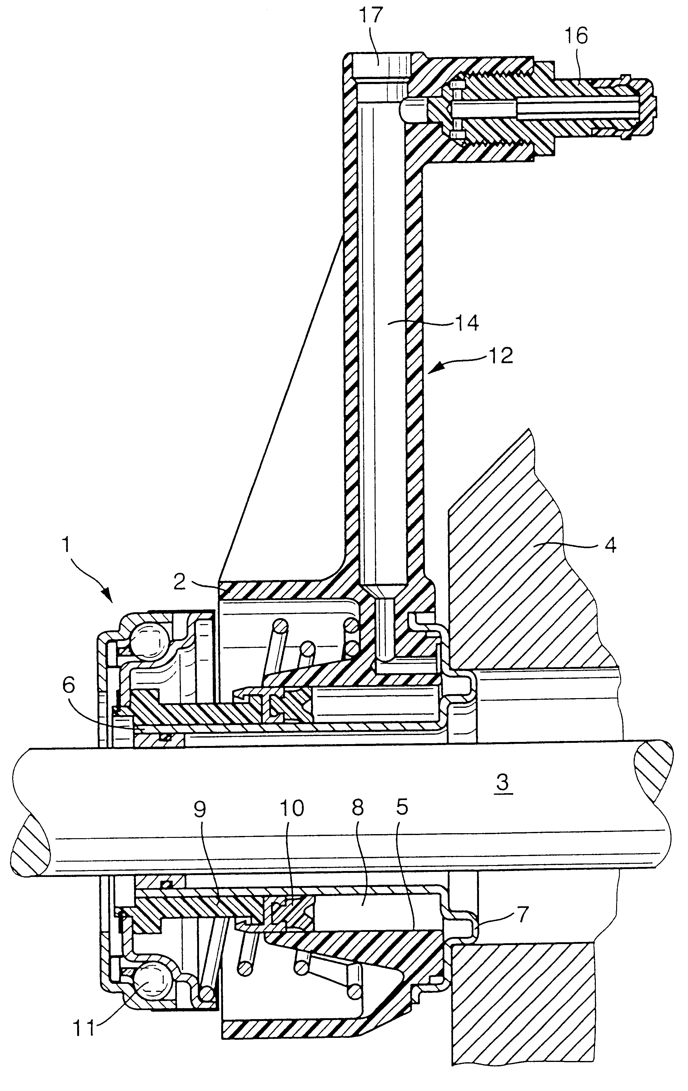 Clutch engaging and disengaging apparatus