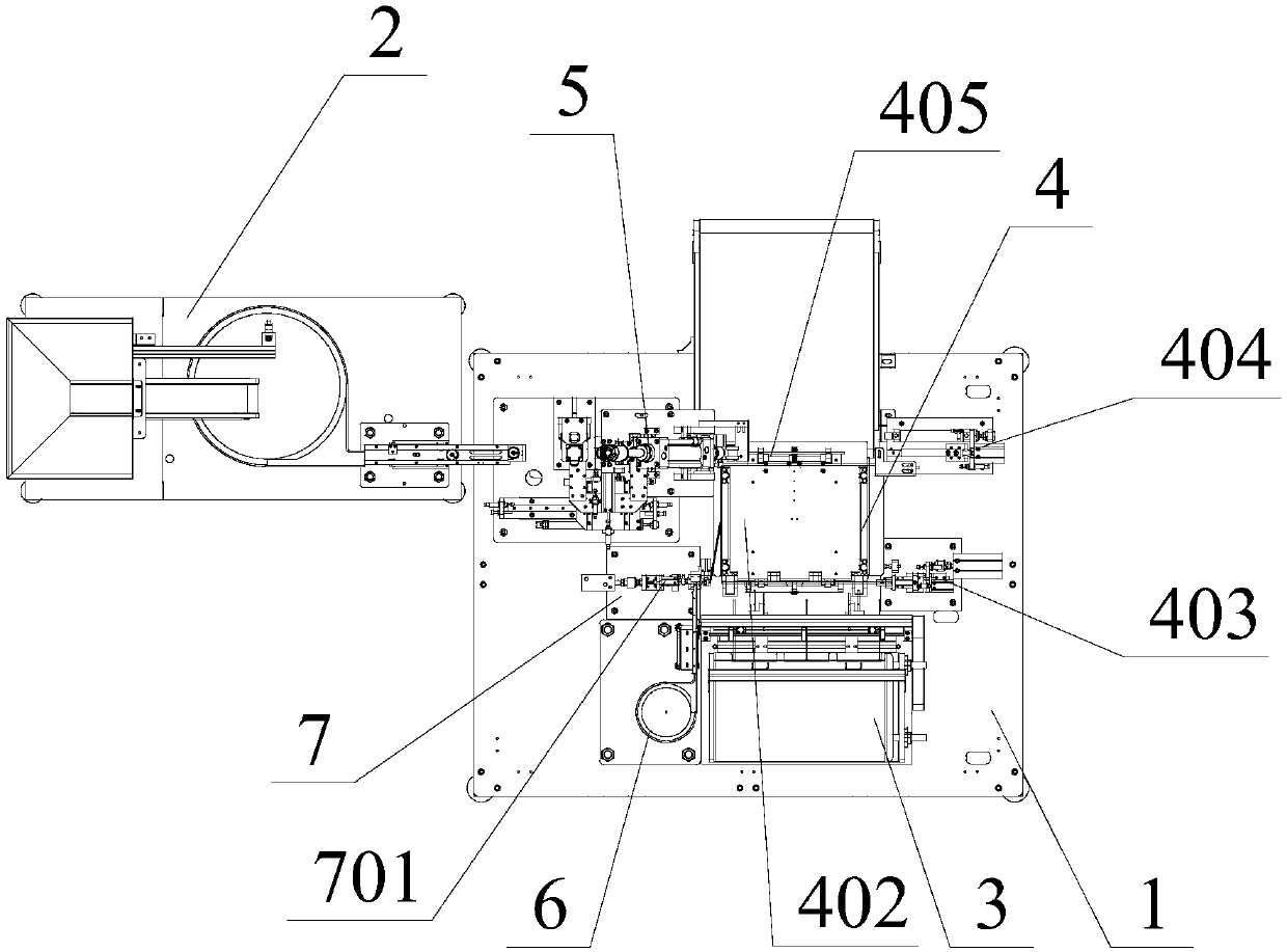 A directional riveting mechanism for motor end caps and power pipe fittings