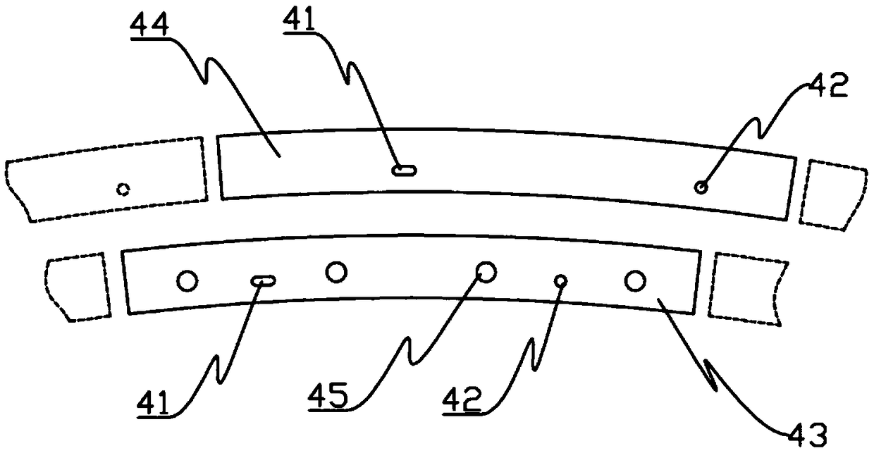 Pneumatic elastic sealing device and gas turbine engine