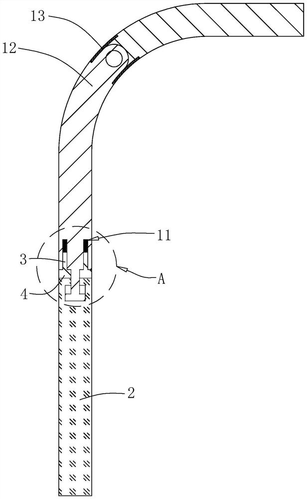 Curved-surface micro-slit aluminum veneer edge closing structure