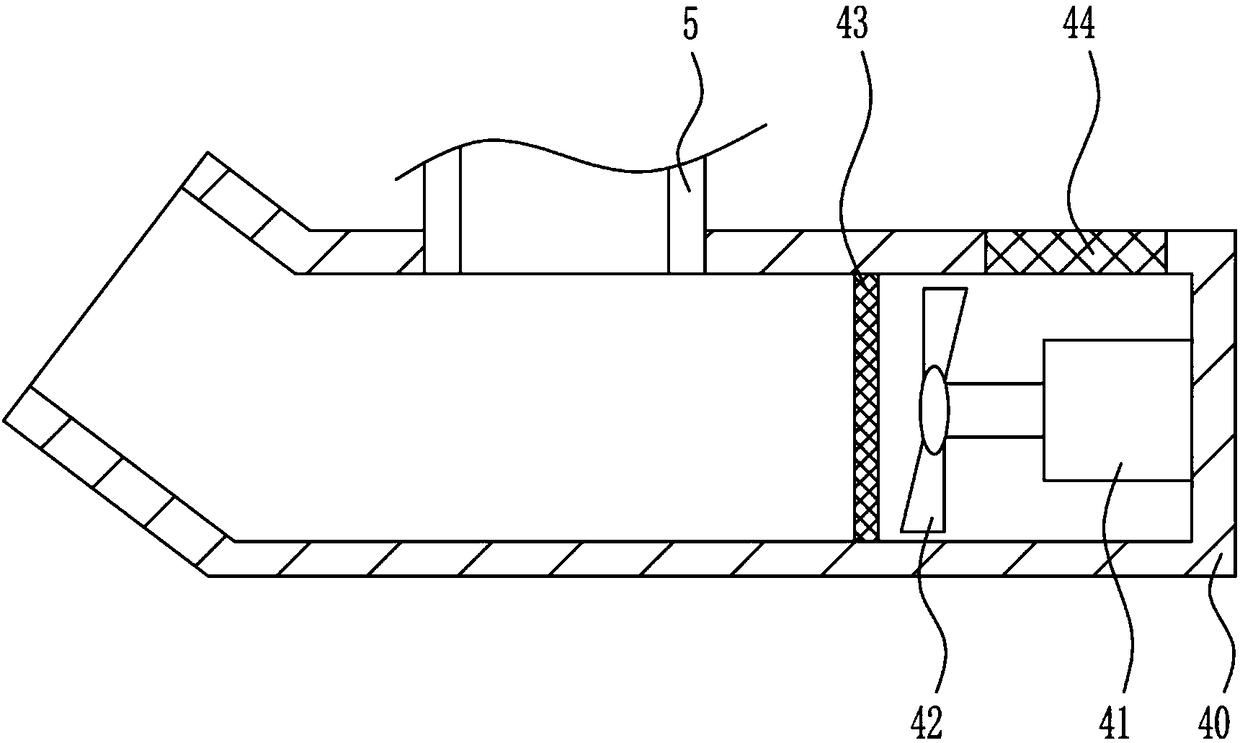 Fruit tree fertilizer applying and spraying device for agricultural planting