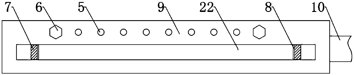 Automatic uniform coating device of fireproof door