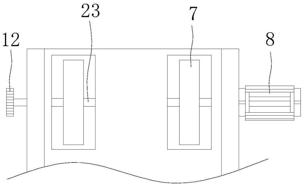 Asphalt paving device for highway mechanical construction