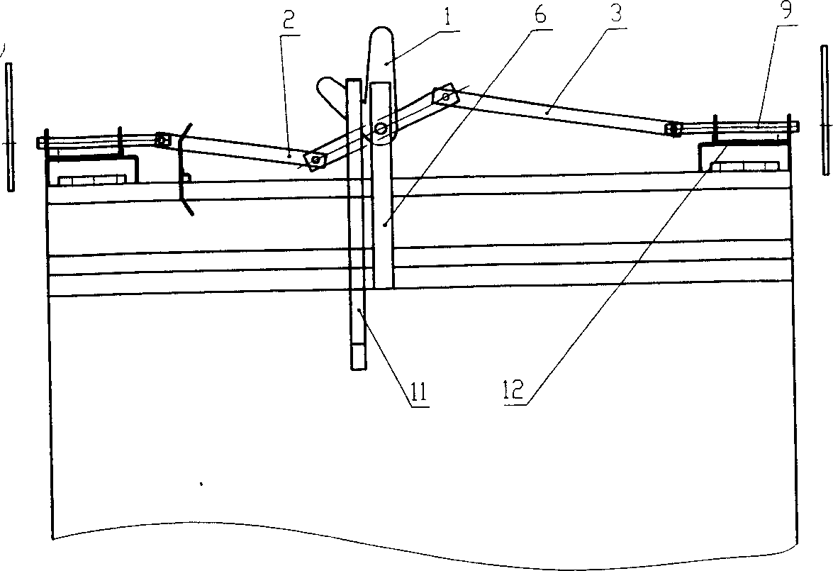 Falling preventing apparatus and method of elevator for goods