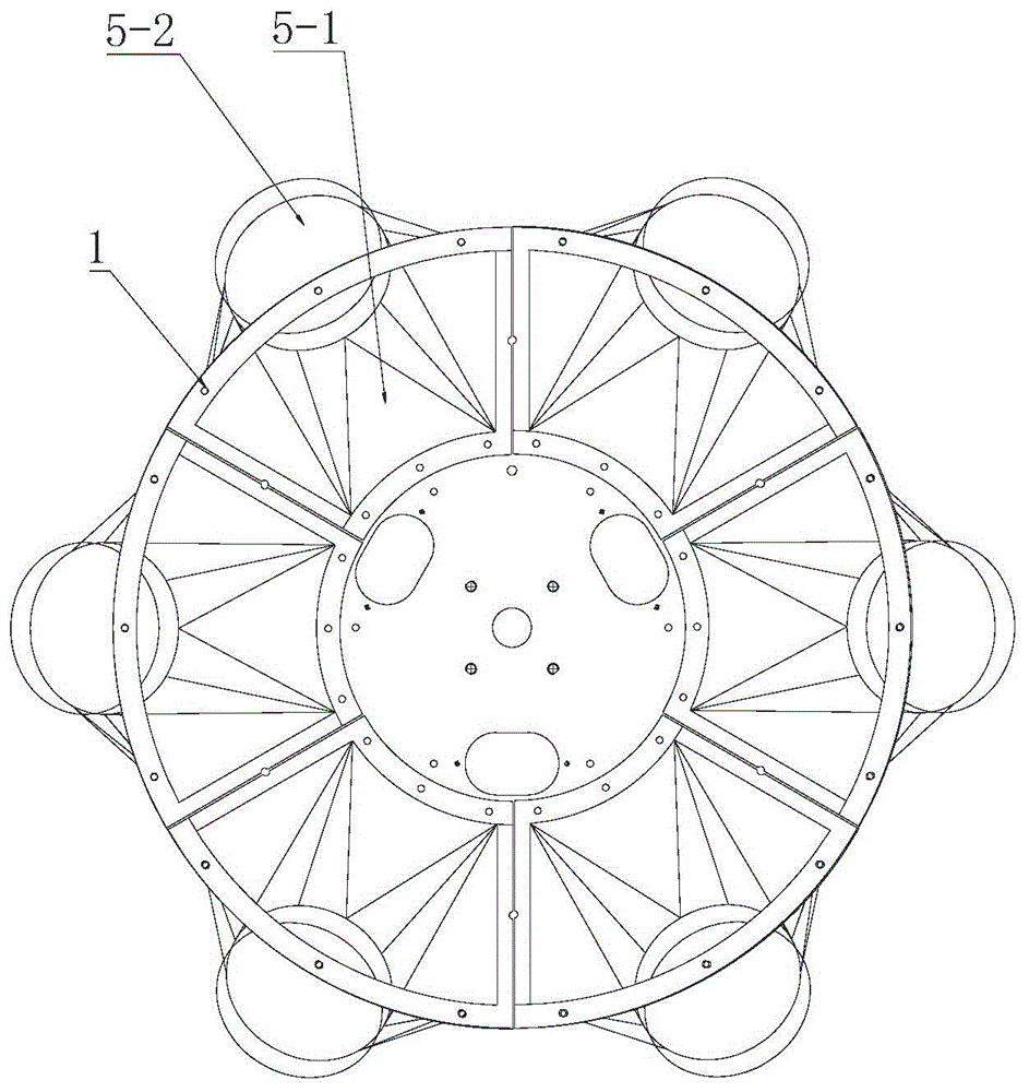 Rotary feed distributor