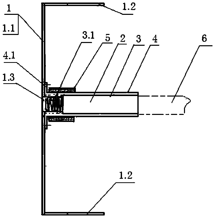 Auxiliary molding device capable of detecting tensile strength of reinforced concrete