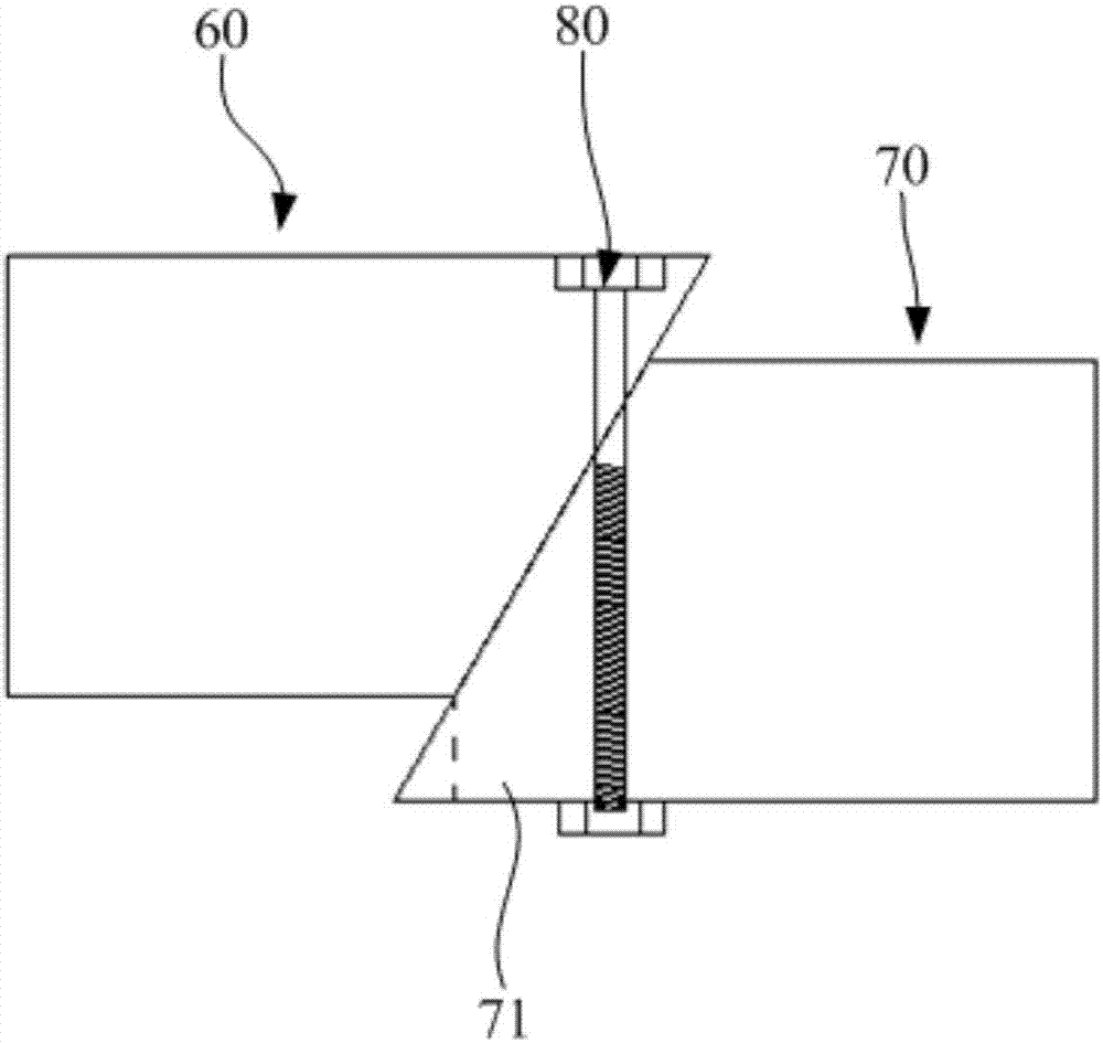 Breaker discharging opening gap adjusting mechanism and jaw type breaker