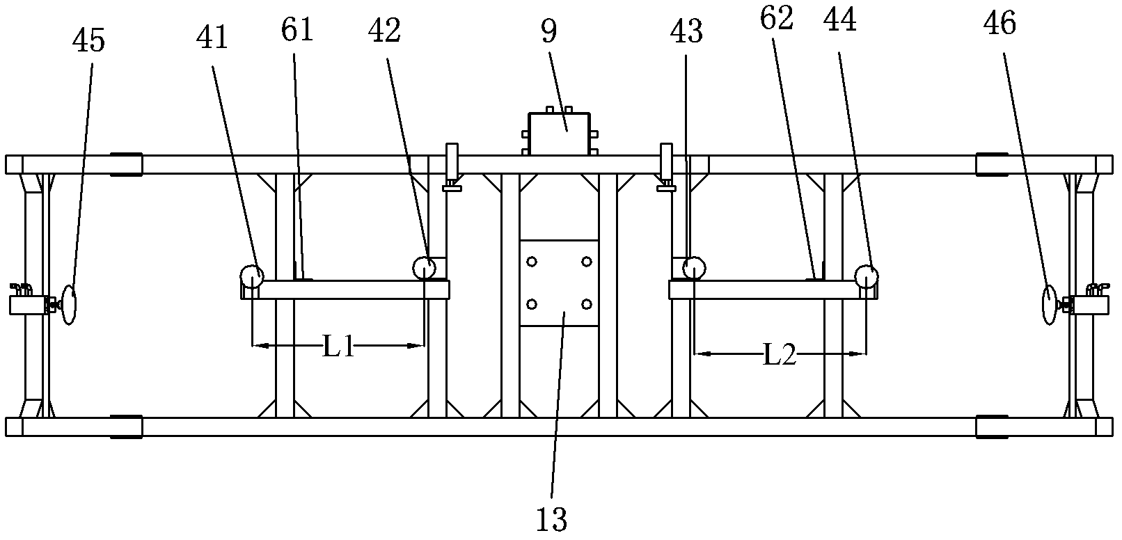 Injection-molding workpiece-taking manipulator brace for sedan bumper