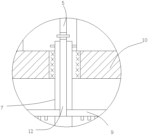 Weeding device for plant protection