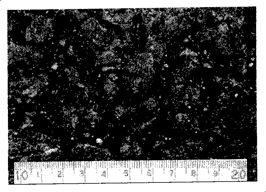 Method for recognizing road surface types based on vehicle wheel vibration