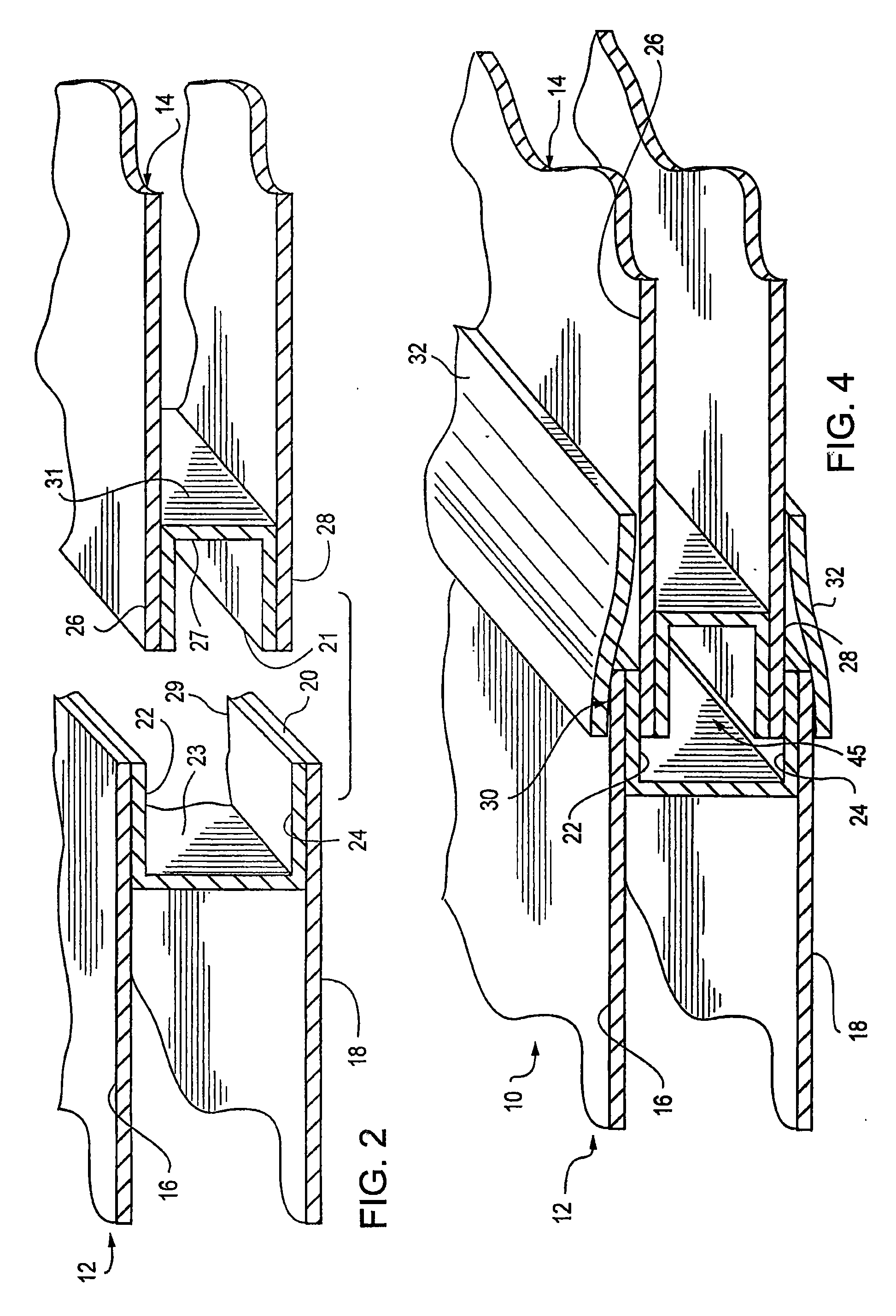 Sleeping surface having two longitudinally connected bladders with a support member