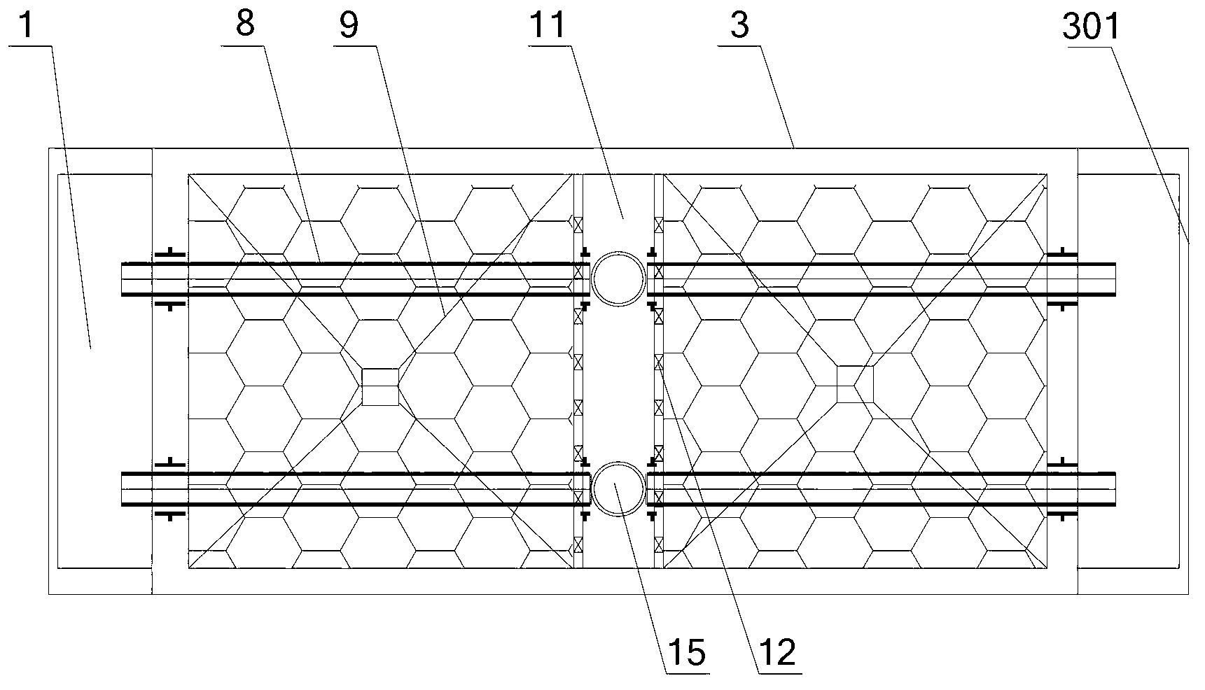 Precipitation device for three-phase sewage separation