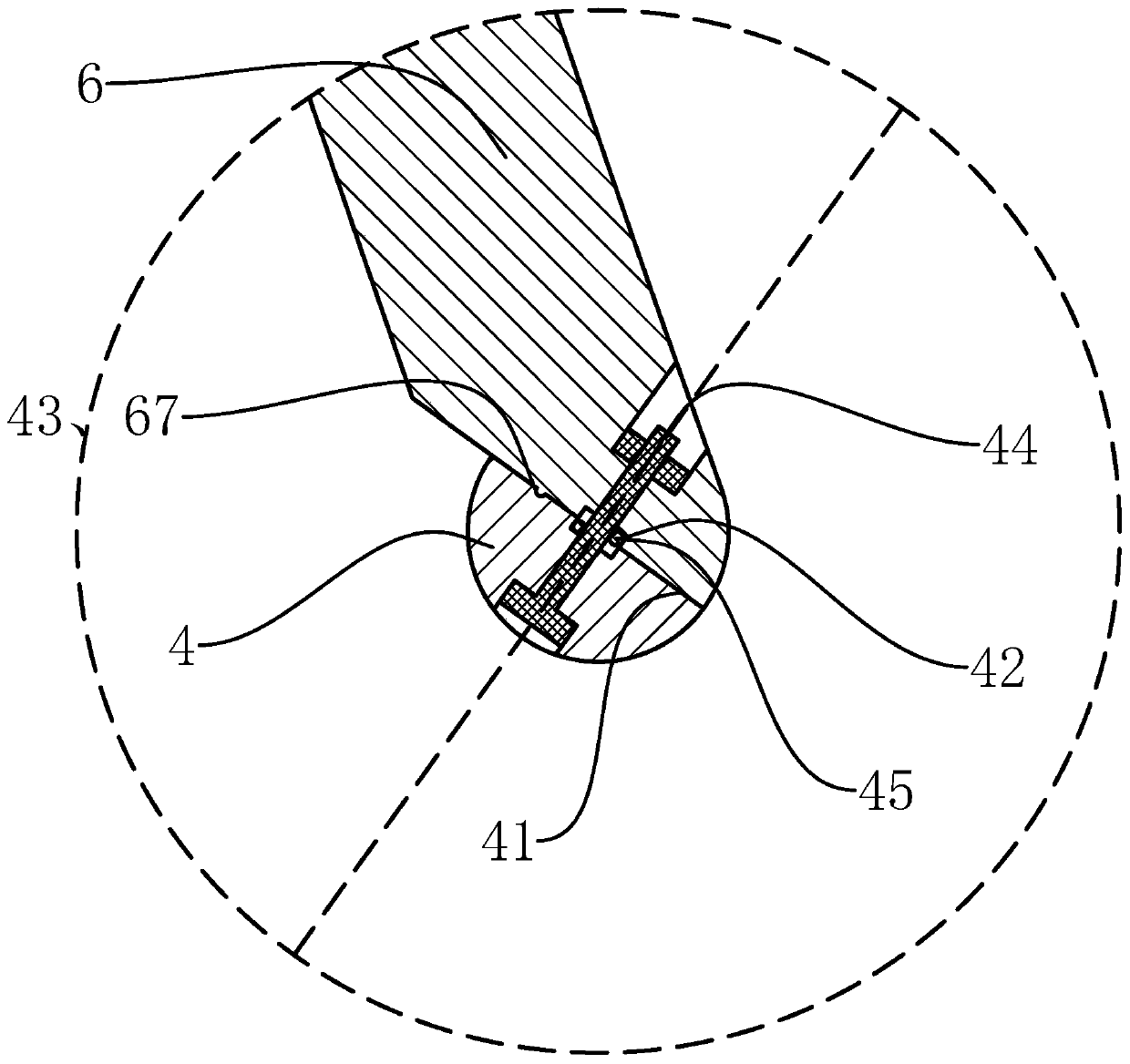 A hand held hatch cover structure and its opening and closing method