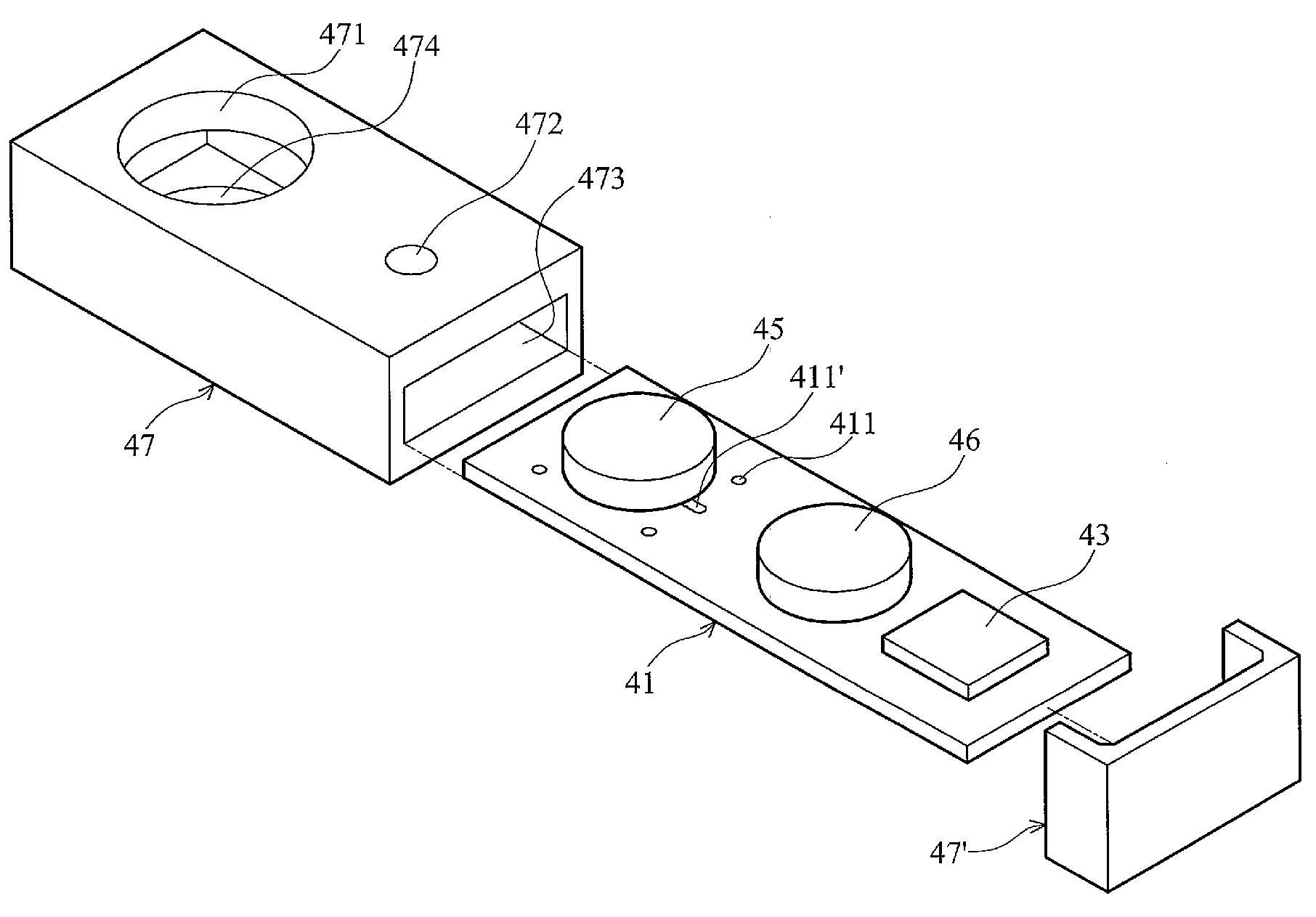 Electronic device including internal microphone array