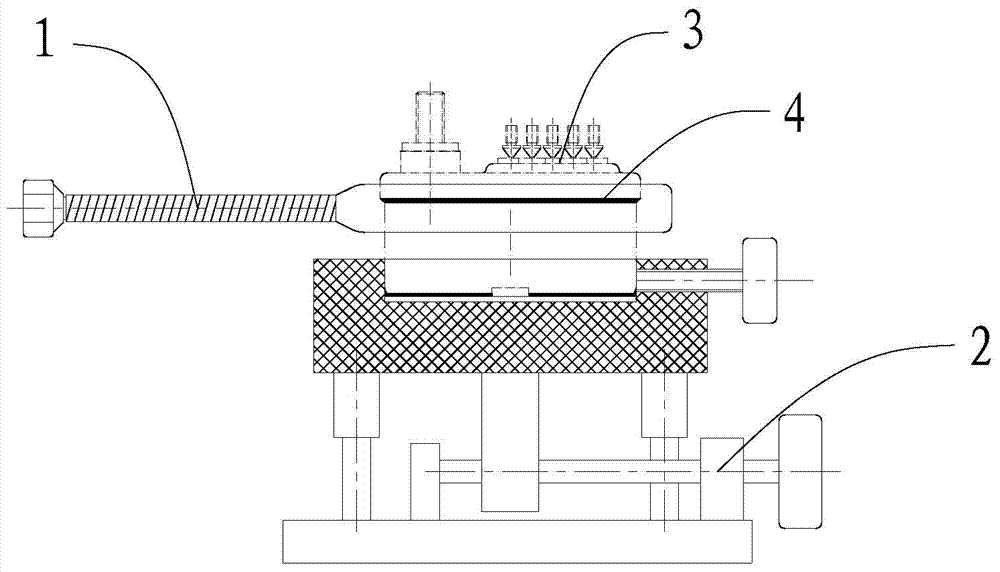 Sealing contactor disassembly device