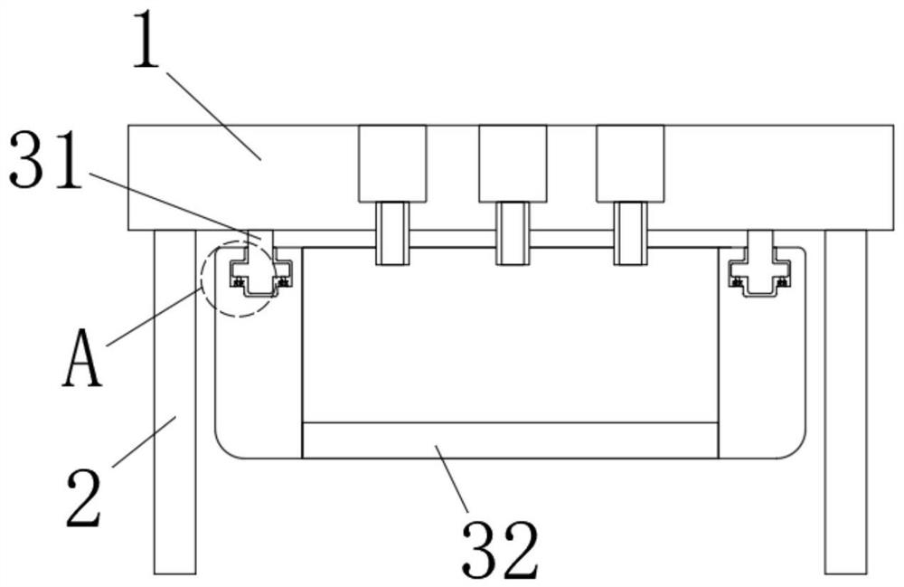 Stone-like coating spraying device with spraying angle self-adjusting structure