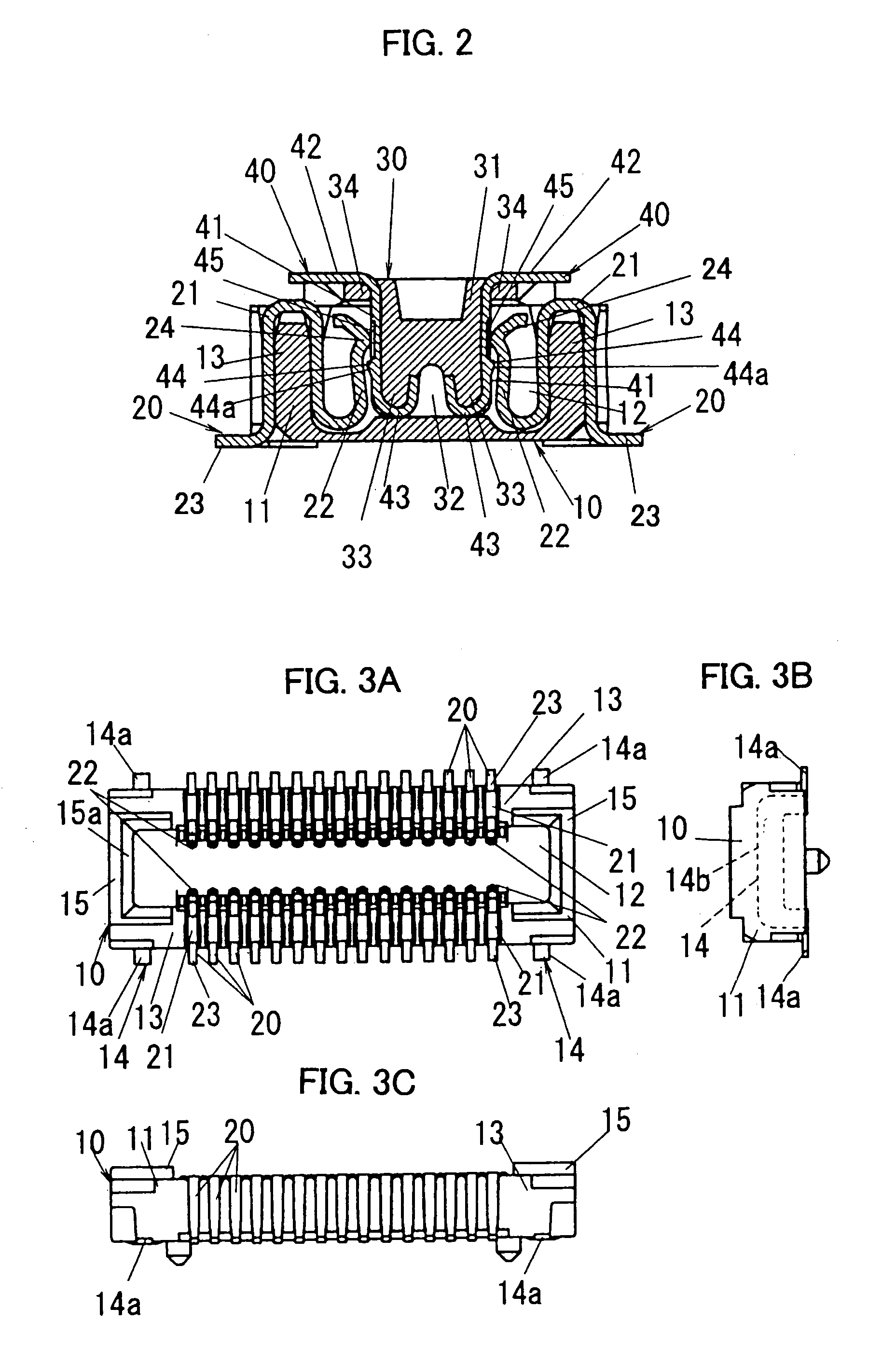 Connector for electrically connecting electronic components