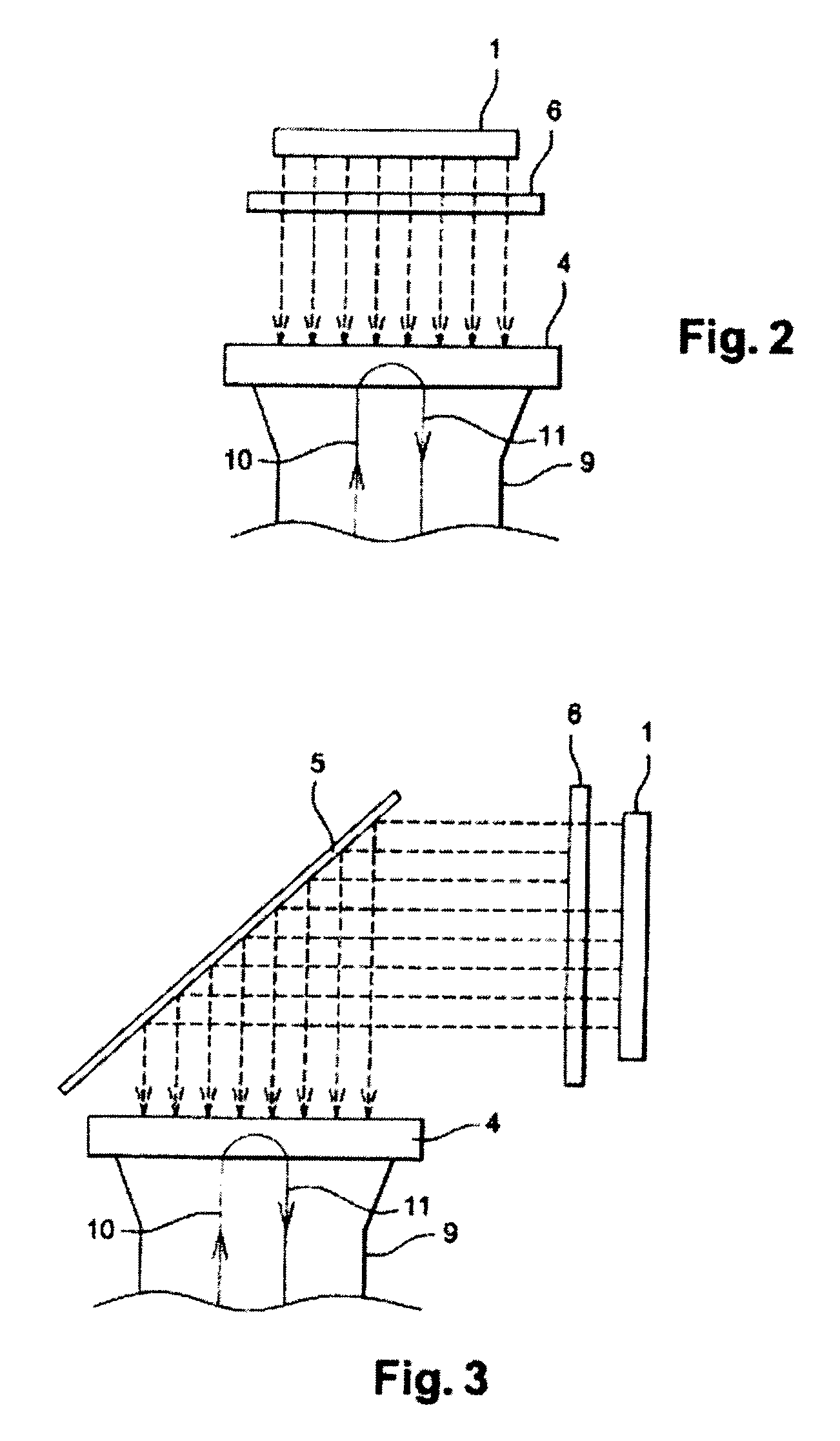 Electrically modulatable extended light source and a measurement device for characterizing a semiconductor including one such source